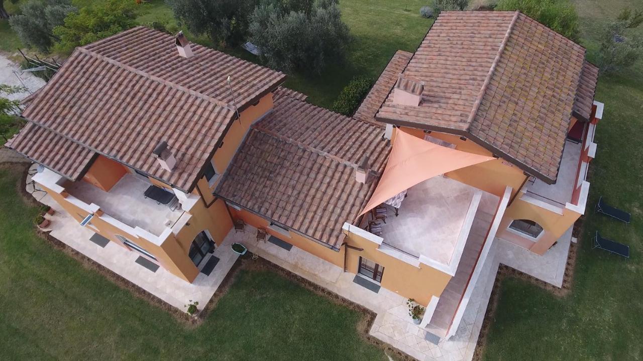 Casa Daniele Vendégház Canino Kültér fotó